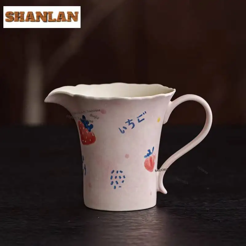 200ml Girly Pink Hand-painted Strawberry Tea Pitcher Tea Divider Cha Hai Dispenser Justice Cup Fair Mug Tea Services Accessories