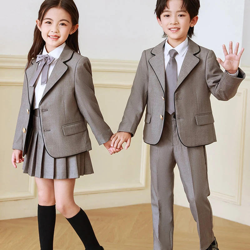 1セット 子供用スクールユニフォームスーツ イギリス風プレッピースタイル 幼稚園 スクールジャケット シャツ スカート ショートパンツ 蝶ネクタイ イブニングドレス