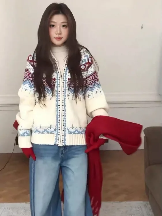 جزيرة الفراء محبوك سترة معطف المرأة Cisas اللون بلو قبعة Cisas منقوشة Thiened ربيع الخريف الشتاء وصول جديد