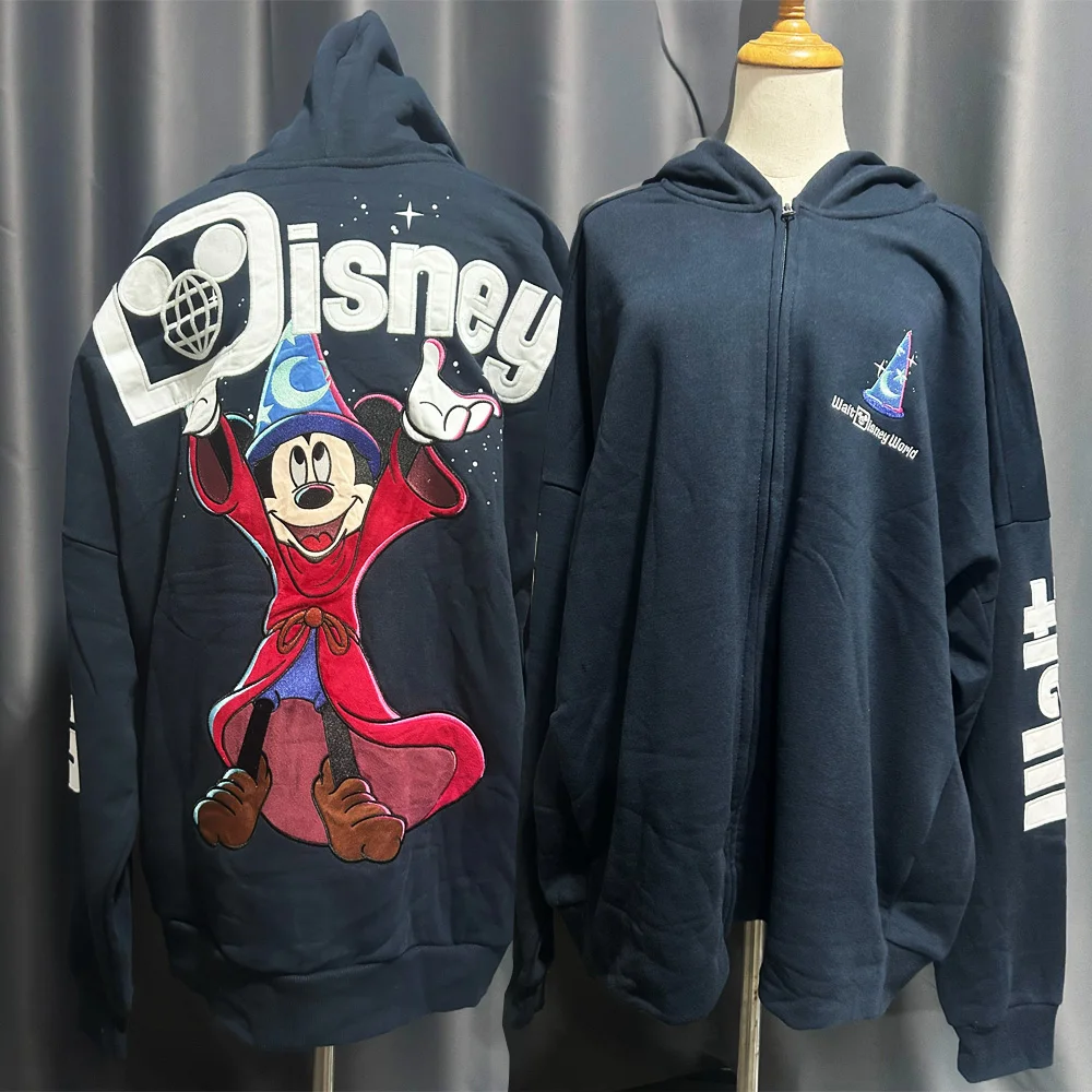 ديزني 70th الذكرى القلعة الكرتون طباعة التطريز الصوف ديزني لاند البلوز المرأة مقنعين سستة البلوز للجنسين 2025