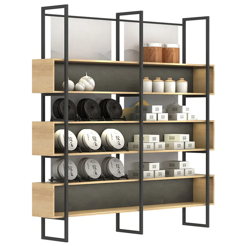 The company's live product display rack displays containers.