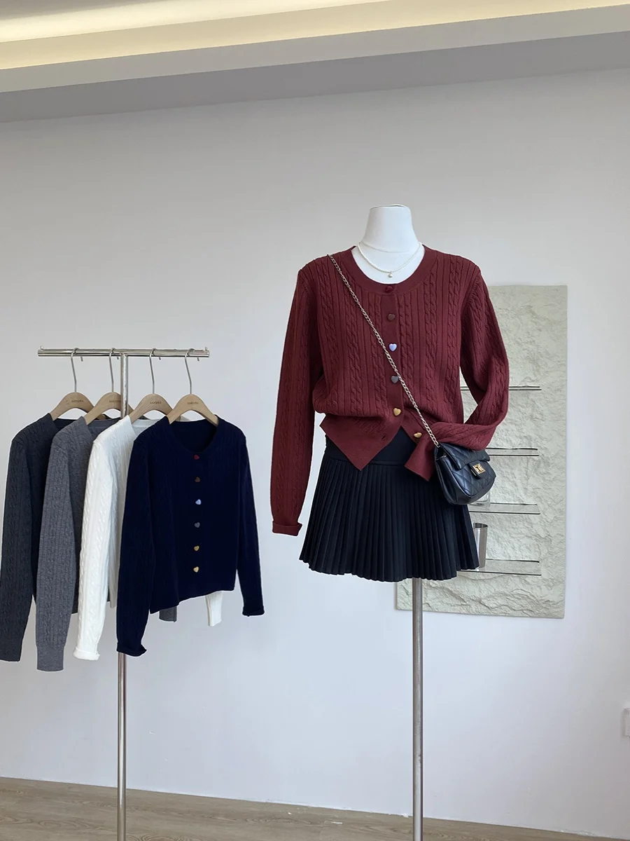 

2024 Autumn Winter New Style Korean Version Casual Versatile Youthful Color round Neck Single Button Long Sleeve Knitte...