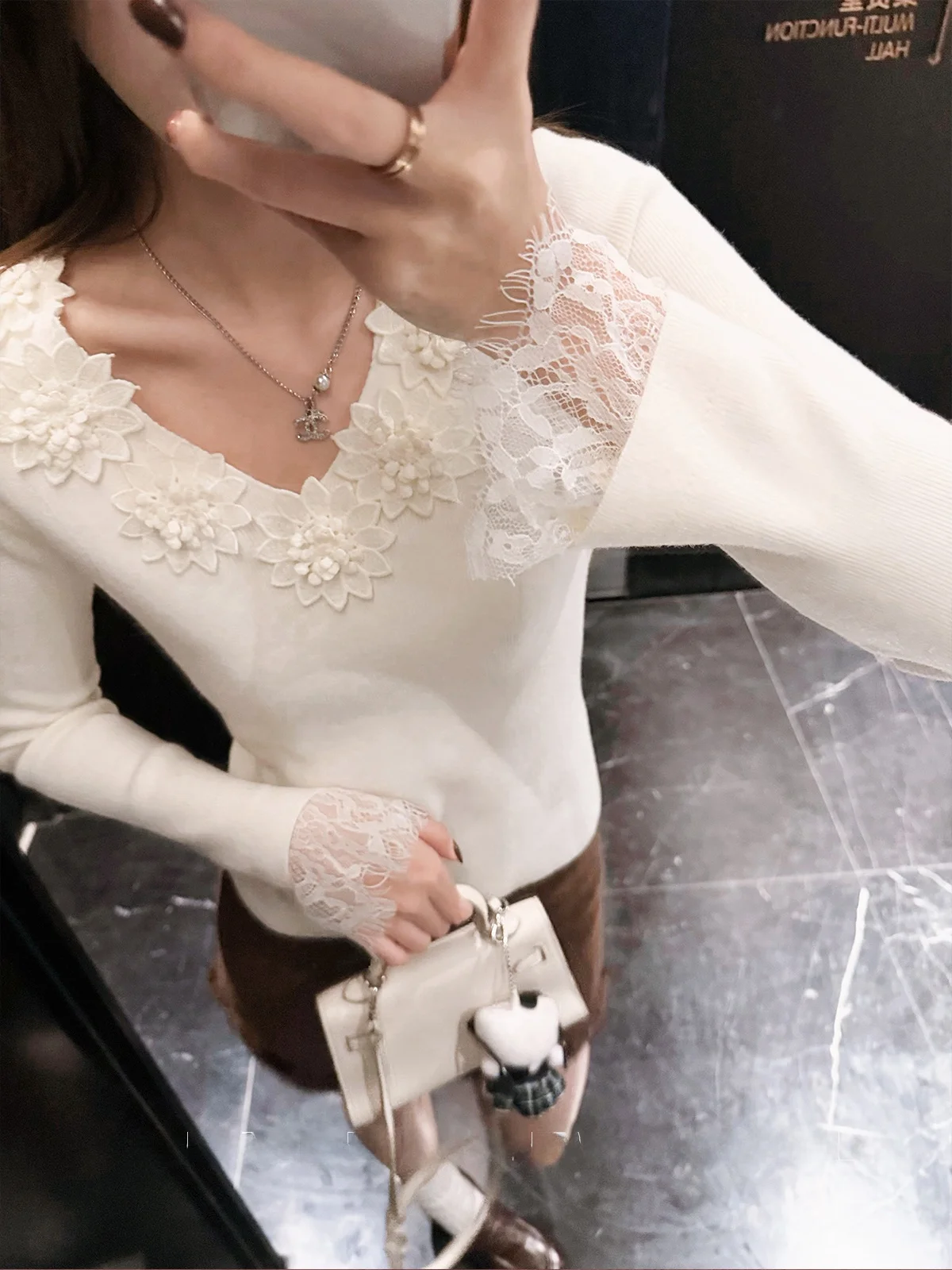 

Женский вязаный топ Yang Bubble Apricot Lace Sve с V-образным вырезом, вышивкой и цветочным узором, облегающий базовый слой для повседневной носки