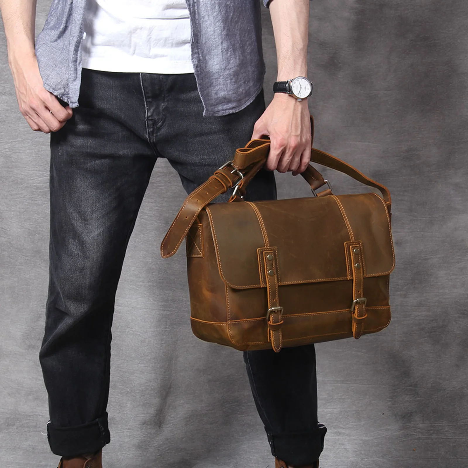S.WORKER Vintage Herren-Umhängetasche aus Echtleder, Handgefertigte Crossbody-Tasche, Geschenk für Männer, für Handy & Schlüssel – Detail 4