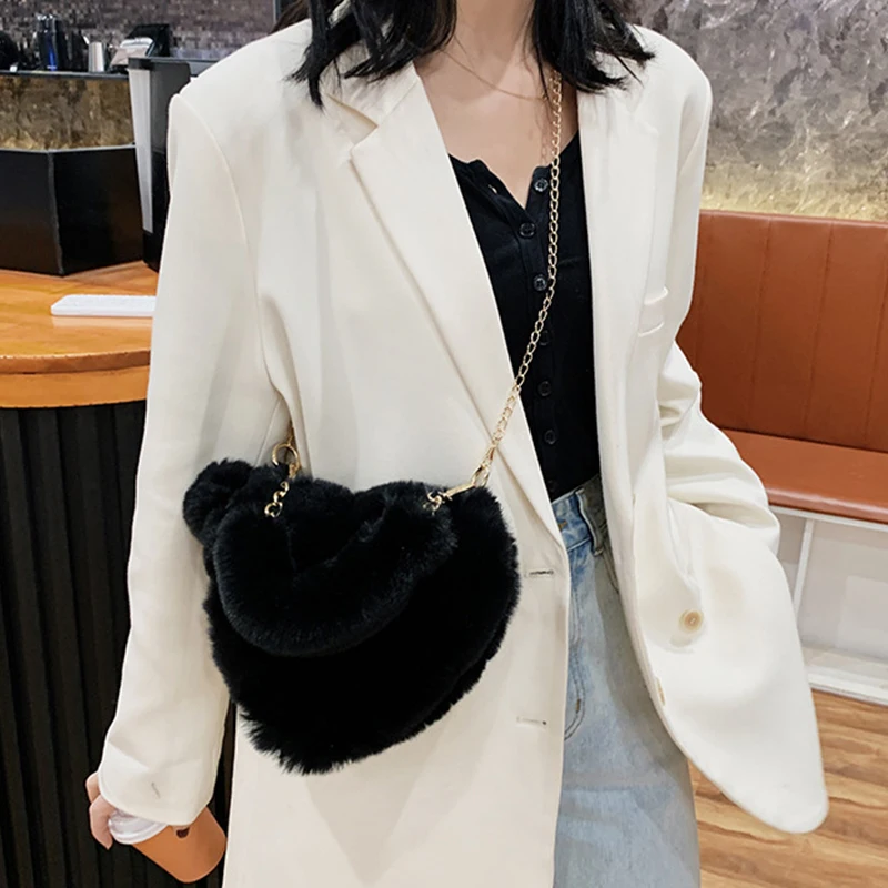 Trendy Damen Plüsch Liebe Herzförmige Neue Modische Einfarbig Weiche Bequeme Geldbörsen Beliebte Frauen Handtaschen – Detail 4