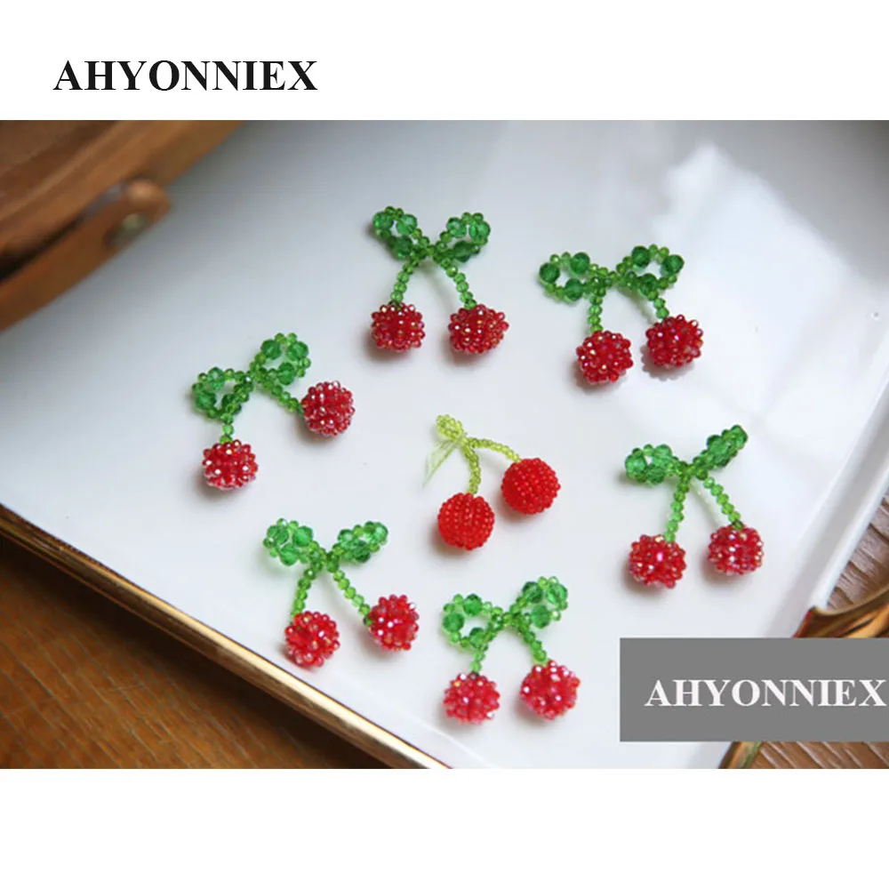 3D Beads Cherry Patches for Clothing DIY Sew On Patches Beaded Applique Parches Bordados Para Clothing Decoration