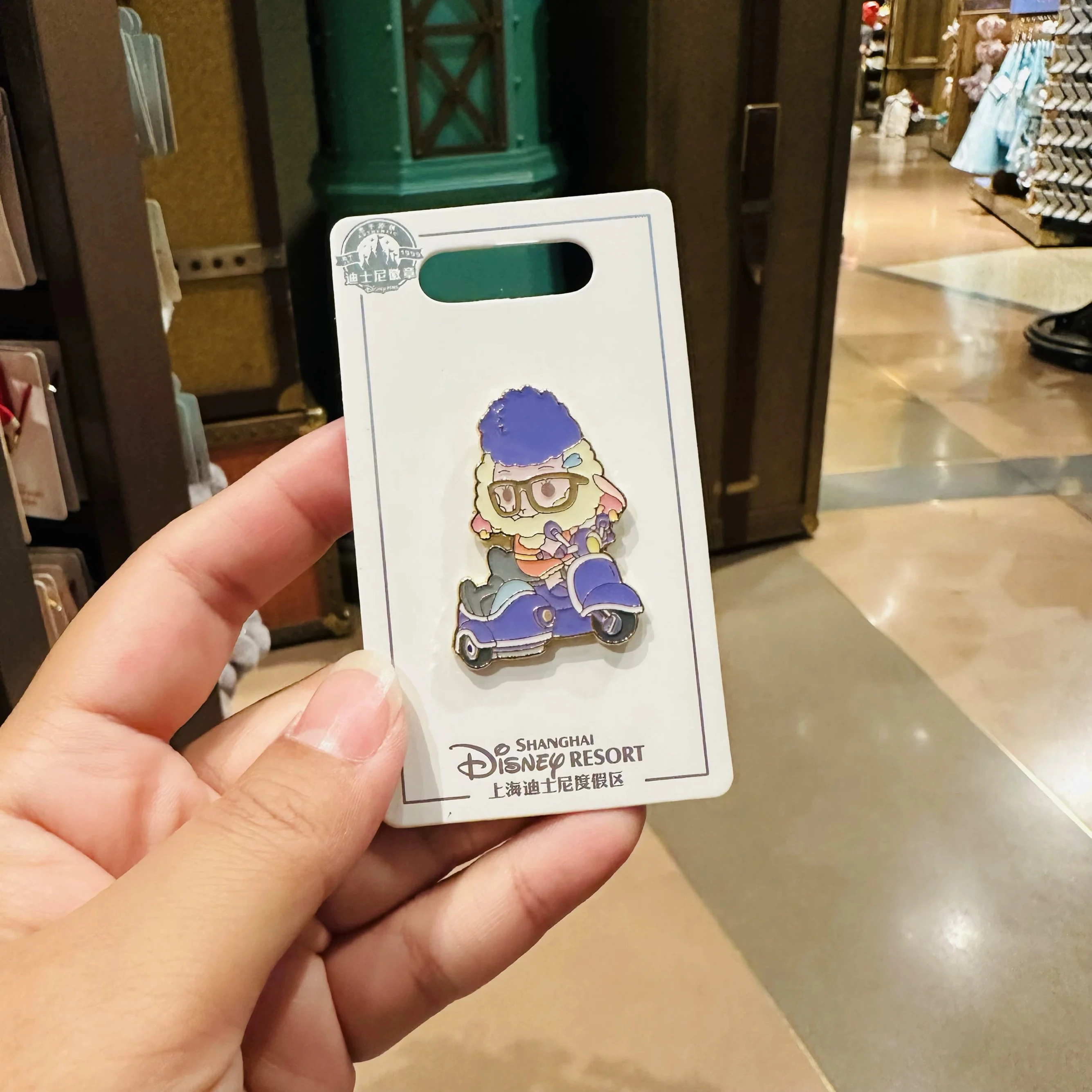 上海ディズニーランドコレクションフィニックジュディキャラクターバッジ子供かわいいギフトや誕生日プレゼント