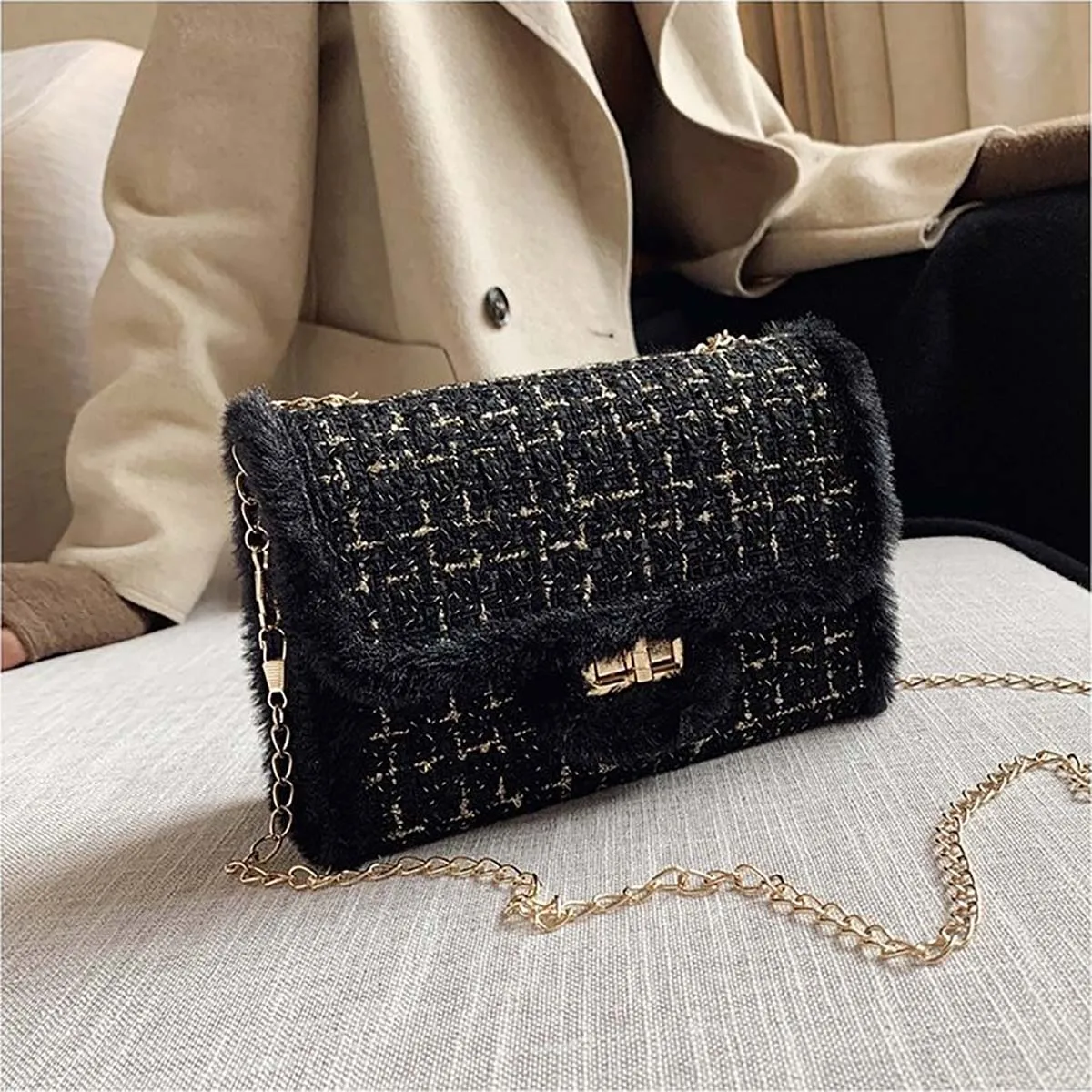 2024 New  Cosmetic Bag Women Crossbody Small Square Bag Woolen Chain Single Shoulder Underarm Bag Elegent  Female Shoulder Bag