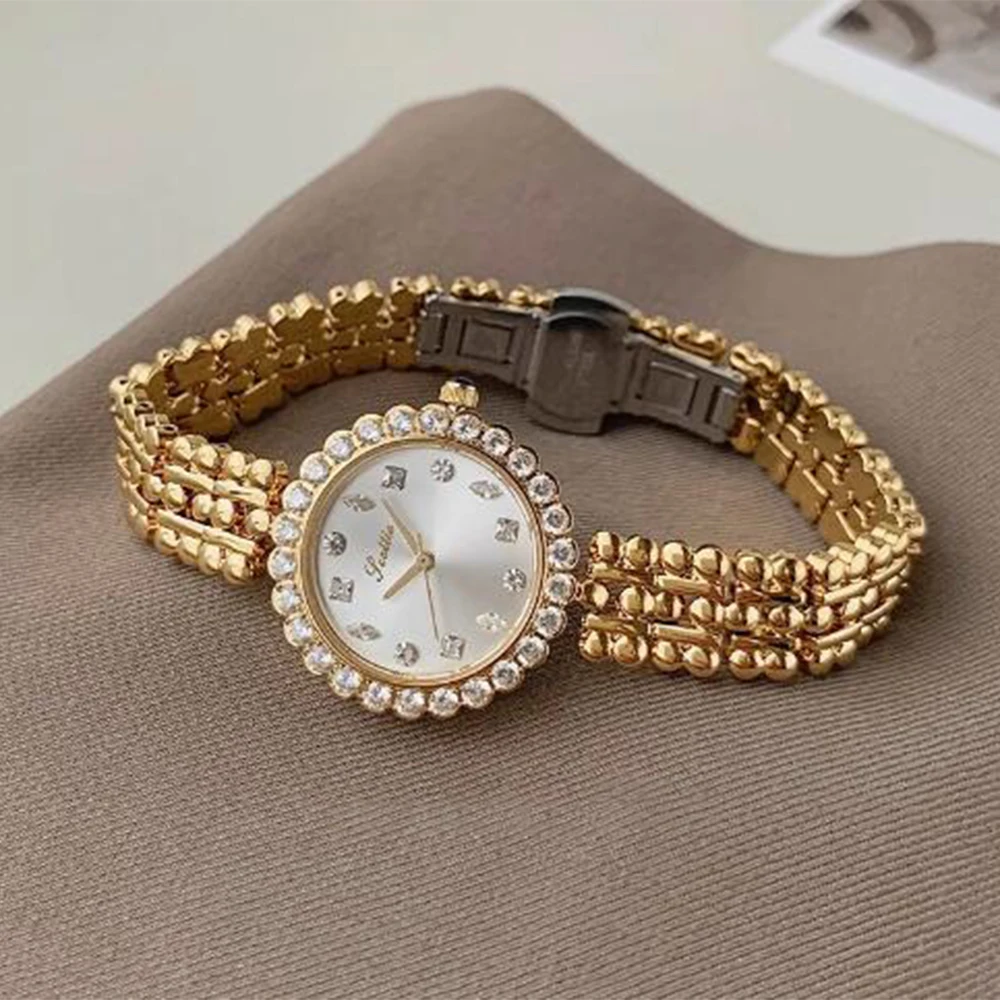 Trendy Temperament with rhinestone Chain Watch For women's girl Chain watch strap watch Women's accessories wholesale