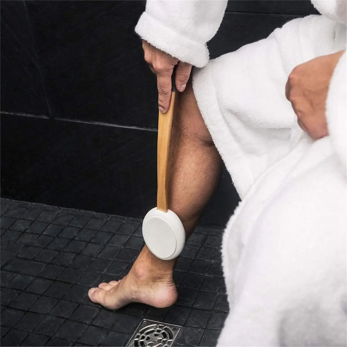 [NEW] Lotion Applicator for Back Reach Lotion Cream Sunscreen Self Tanner Applicator with 1 Handle 4 Pads 1 Hook for All Skin