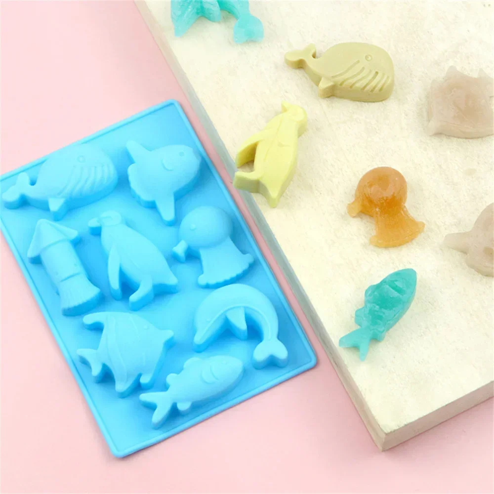 Silicone 3D Marine Chocolate Mold DIY Mini Penguin Octopus Dolphin Whale Fish Shaped Ice Cube Mold Cookie Candy Baking Cake Mold