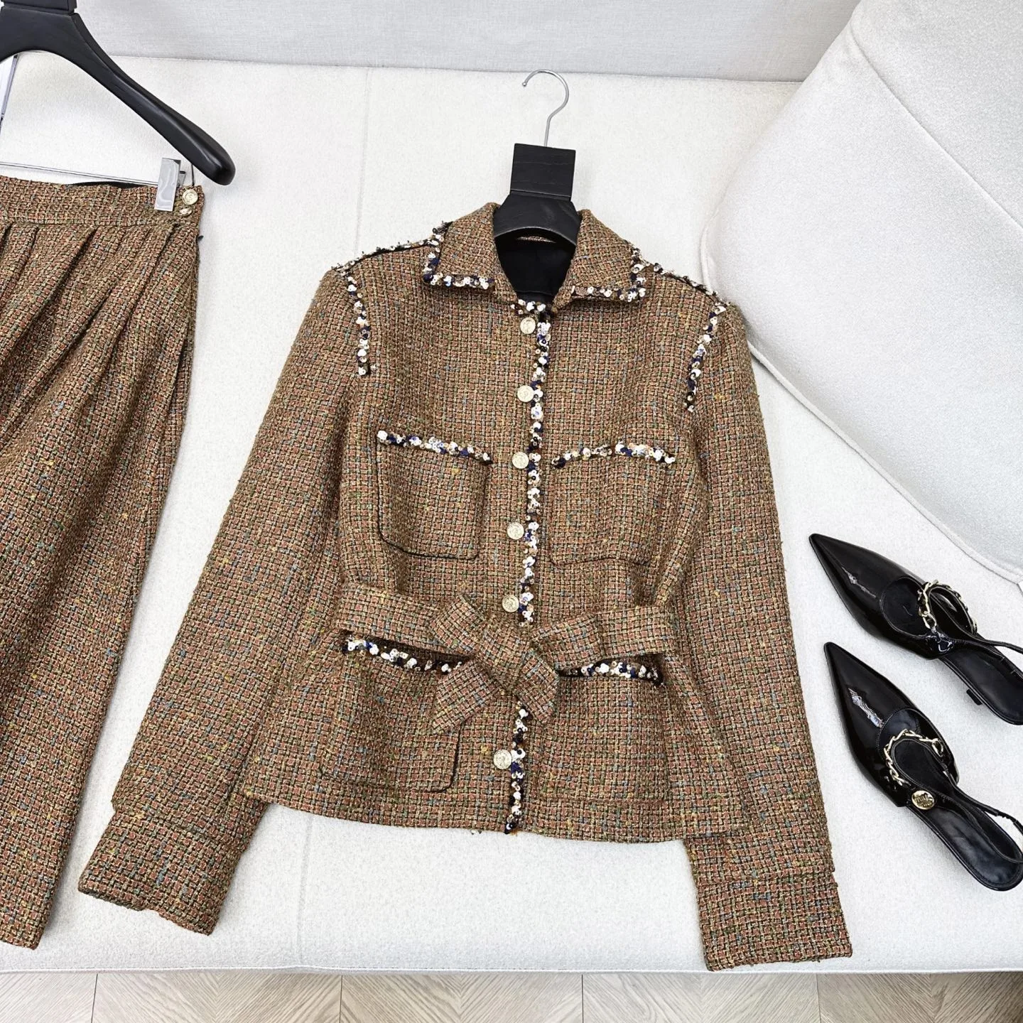 

2025 Fall/Winter Latest Celebrity Temperament Suit Lapel Braided Jacket YB Coarse wool fabric