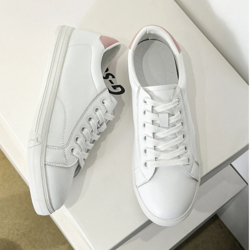 Soft Leather Women Casual Shoes Plus Size Spring Vulcanized Shoes Ladies Skate Shoes Autumn Retro  White Sneakers Woman