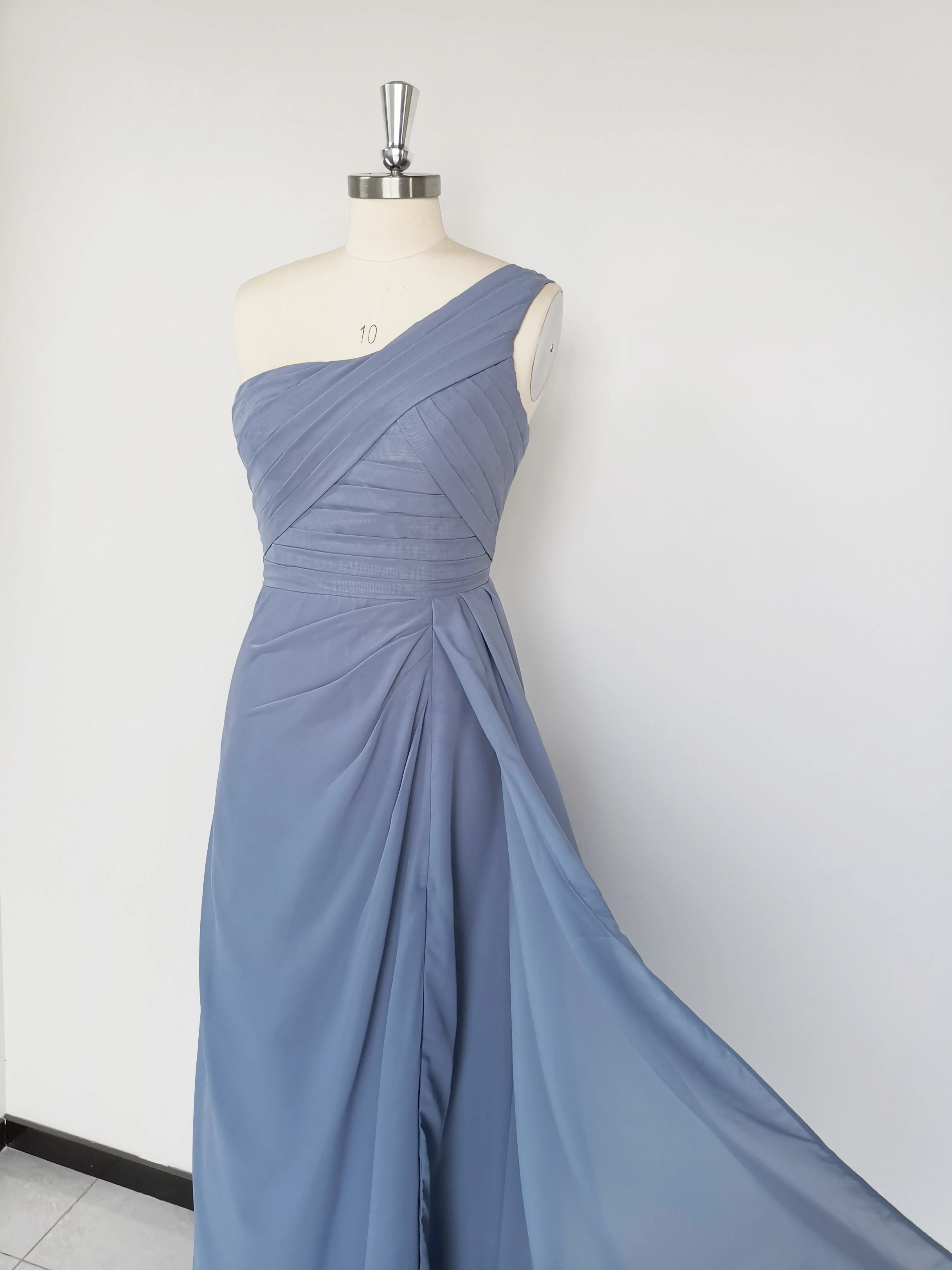 Chiffon One Shoulder A-line Bridesmaid Dress Solid Pleated High Slit Party Dress for Wedding Backless Floor-Length Evening Gowns