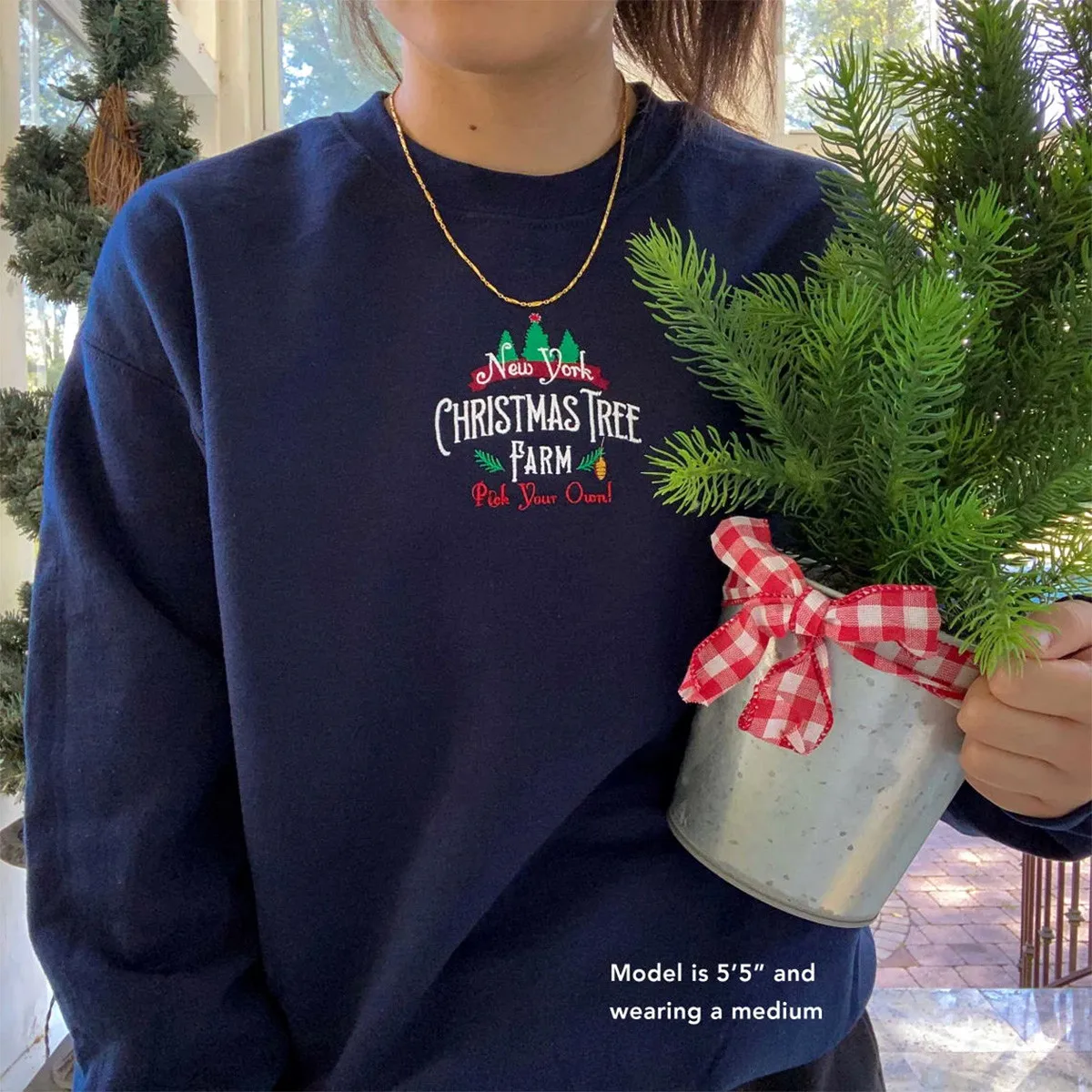 Christmas Tree Farm Embroidered Crewneck Sweatshirts Women Loose Cotton Thick Fleece Warm Pullover Vintage Christmas Sweatshirt