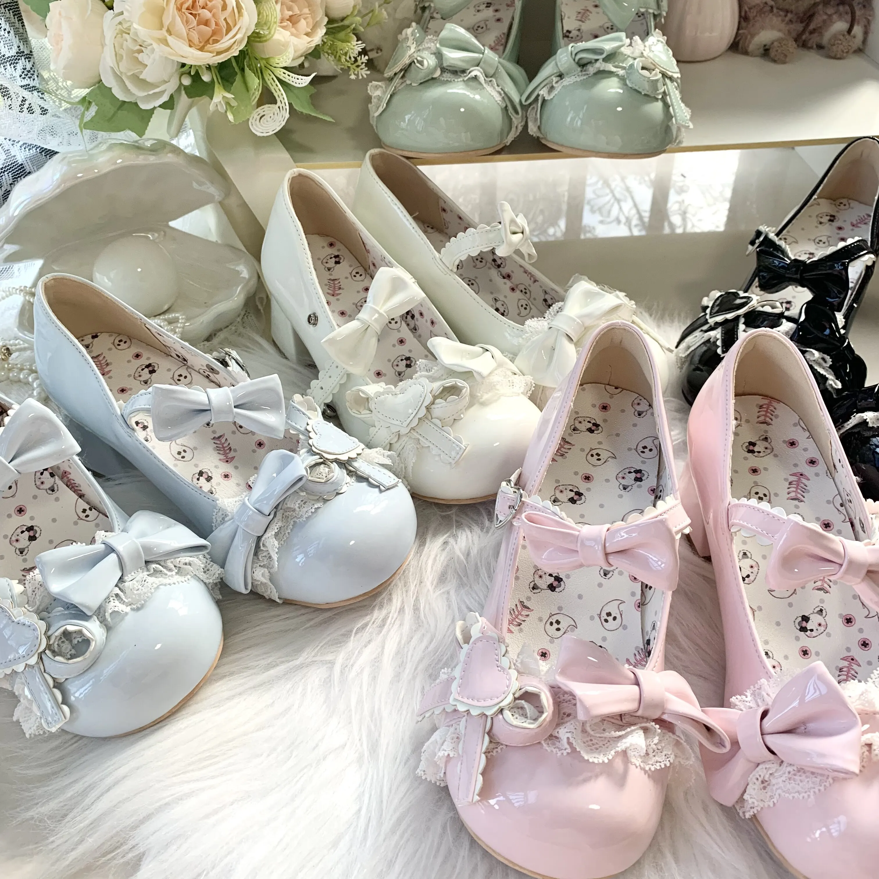 chaussures-mary-jane-sweet-lolita-pour-femmes-en-cuir-verni-a-talon-bloc-bout-rond-avec-nœud-lacets-boucle-en-forme-de-cœur-style-gothique-chaussures-de-cosplay-chaussures-de-princesse