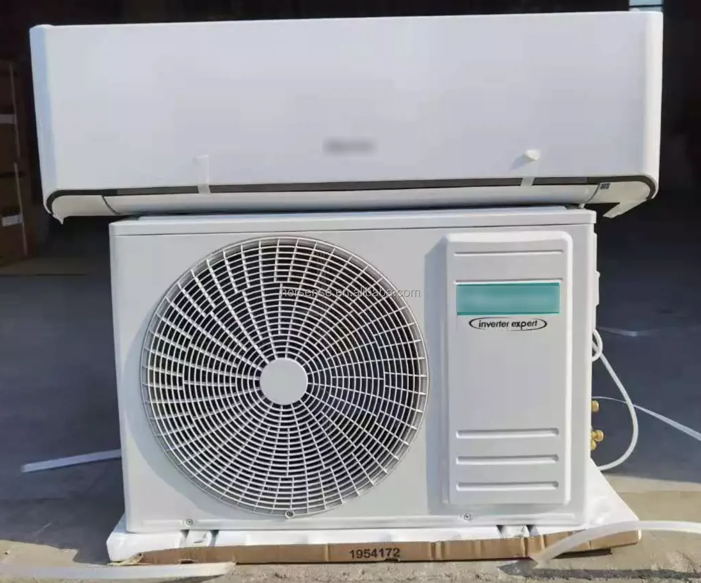 Air Conditioner Split System 10001-12000 BTU Household Electric Stock Supply 220V 50Hz Cool/Heat DC Inverter R32 WIFI Smart