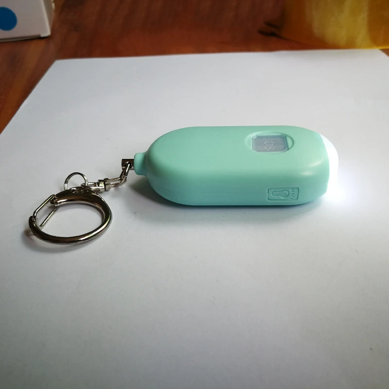 إنذار صوت للطوارئ قابل لإعادة الشحن، حلقة صفارة إنذار شخصية للطوارئ بقوة 130 ديسيبل مع ضوء LED، للنساء والأطفال وكبار السن، إلخ