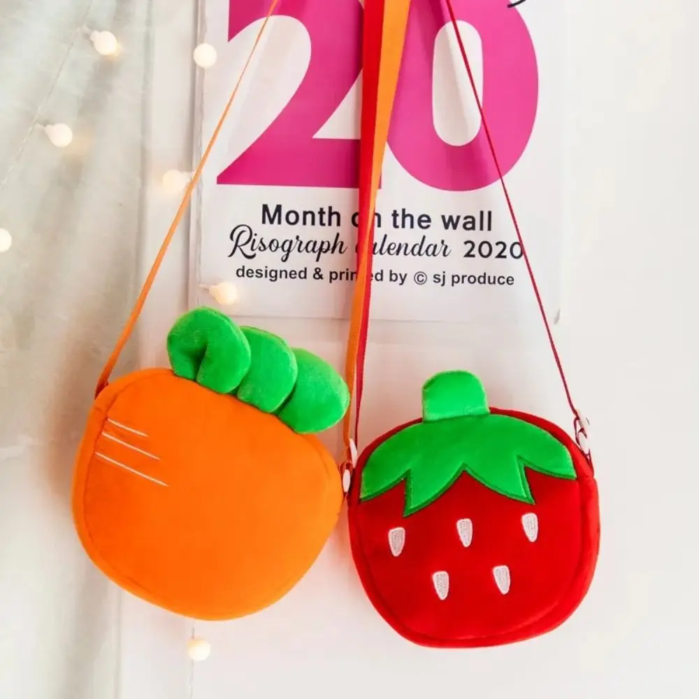 Candy Bag Strawberry Carrot Kids Plush Bag Cute Fruit Phone Bag Plush Shoulder Bags Messenger Mini Crossbody Bag Coin Purse