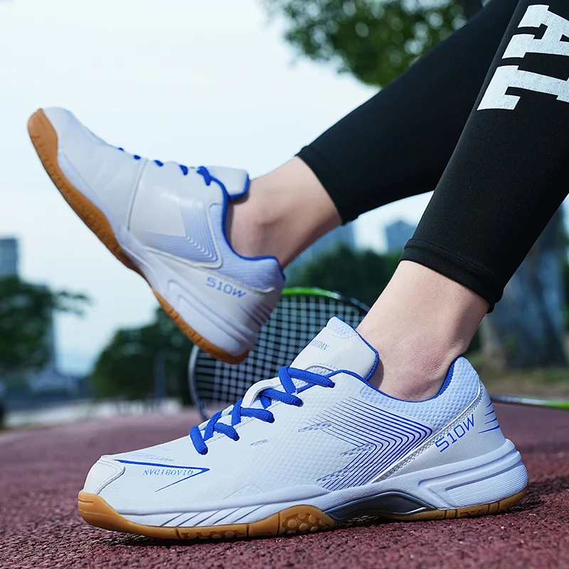 2023 New Professional Table Tennis Shoes Men Women Anti Slip Badmintons for Couples White Blue Light Weight Badminton Sneakers