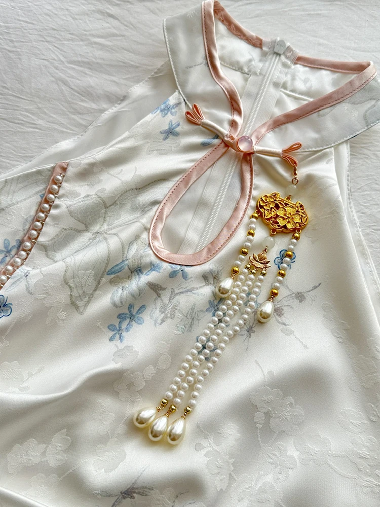 Vintage Pearl Decorated Women's Sleeveless Cheongsam Mini Dress Chinese Traditional Print Halter Neck Side Slit Qipao Dress