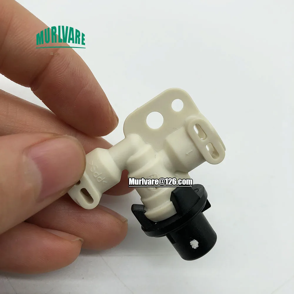 1Pcs Coffee Machine Spare Parts 2-Way Adapter Quick Connection Connector Accumulator Valve For Kalerm JURA Coffee Maker