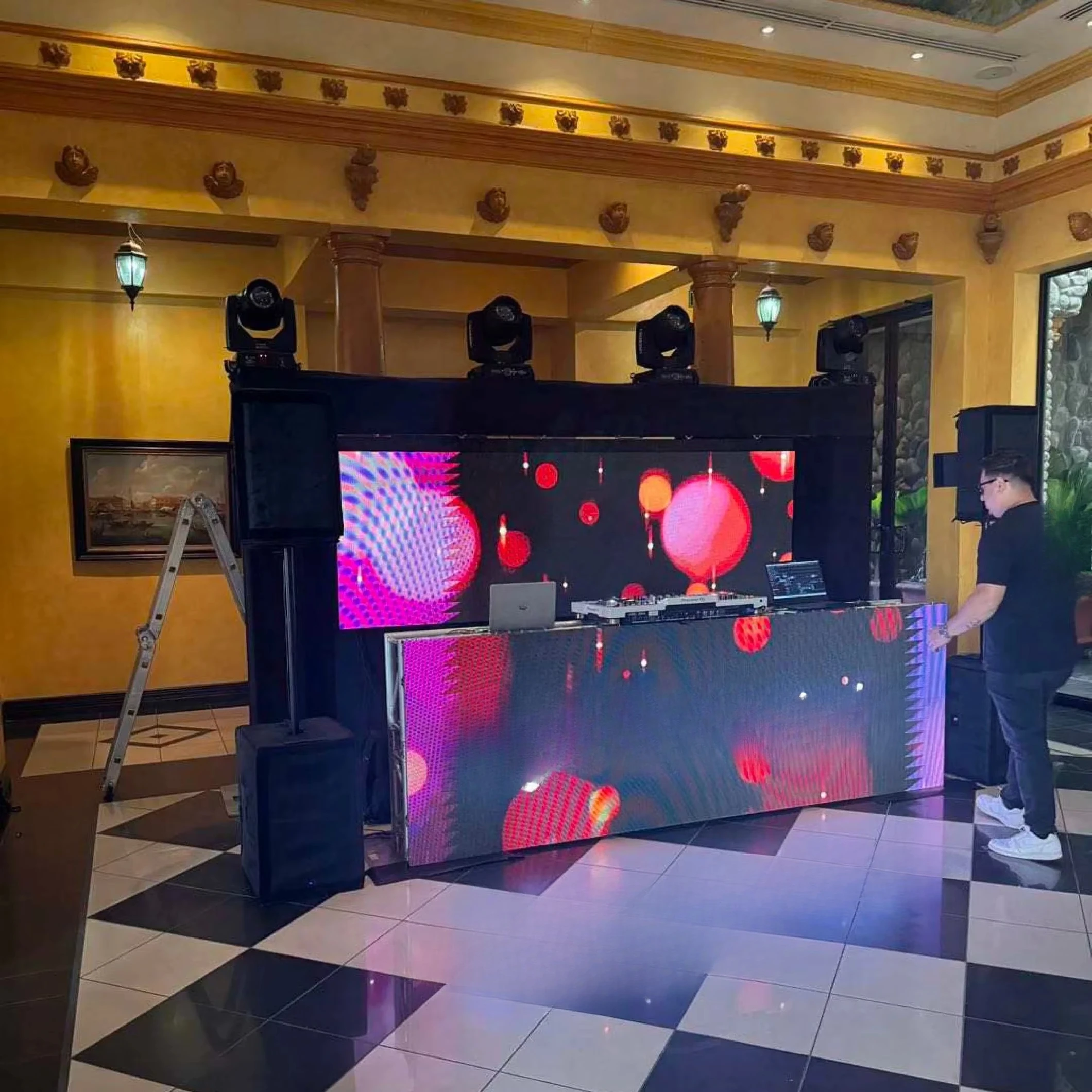Light Emitting Diode Module Seamless Splicing Outdoor Indoor Night Bar Stage Screen Highlight Matrix DJ Console DJ Table RGB