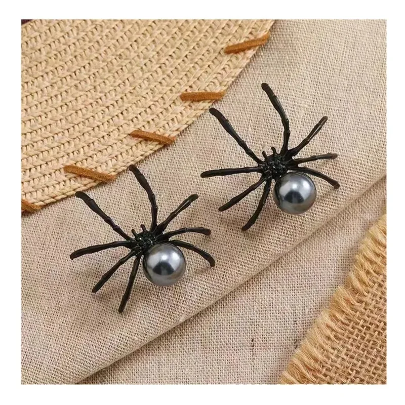 Fashion Black Spider Pearl Stud Earring Trendy Personality Dark Style Halloween Ear Nail for Women Alloy Geometric Ear Accessory