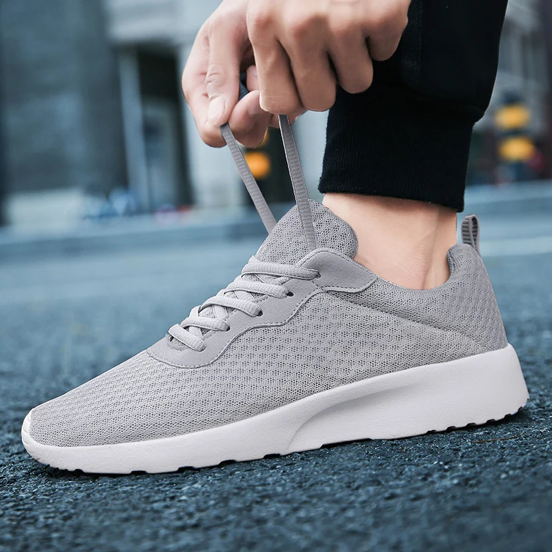 Large Size 46 47 48 Lightweight Mesh Mens Sneakers Solid Color Running Shoes for Women Original Walking Breathable Sports Shoes