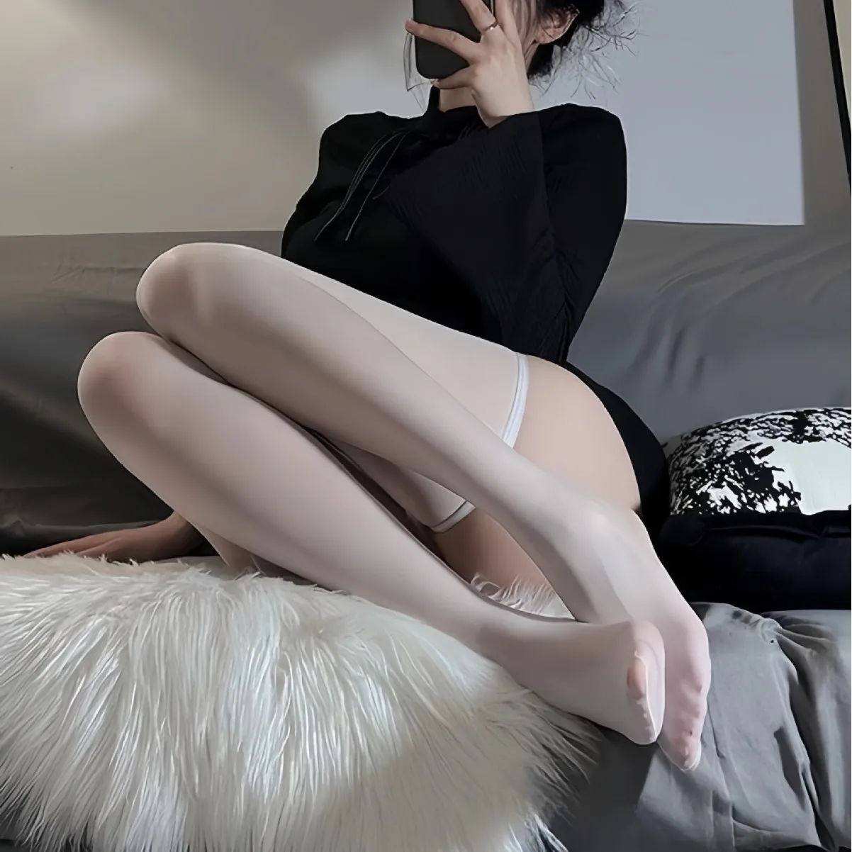 Black silk horse oil stockings half-over-knee borderless oil-shiny reflective socks autumn winter