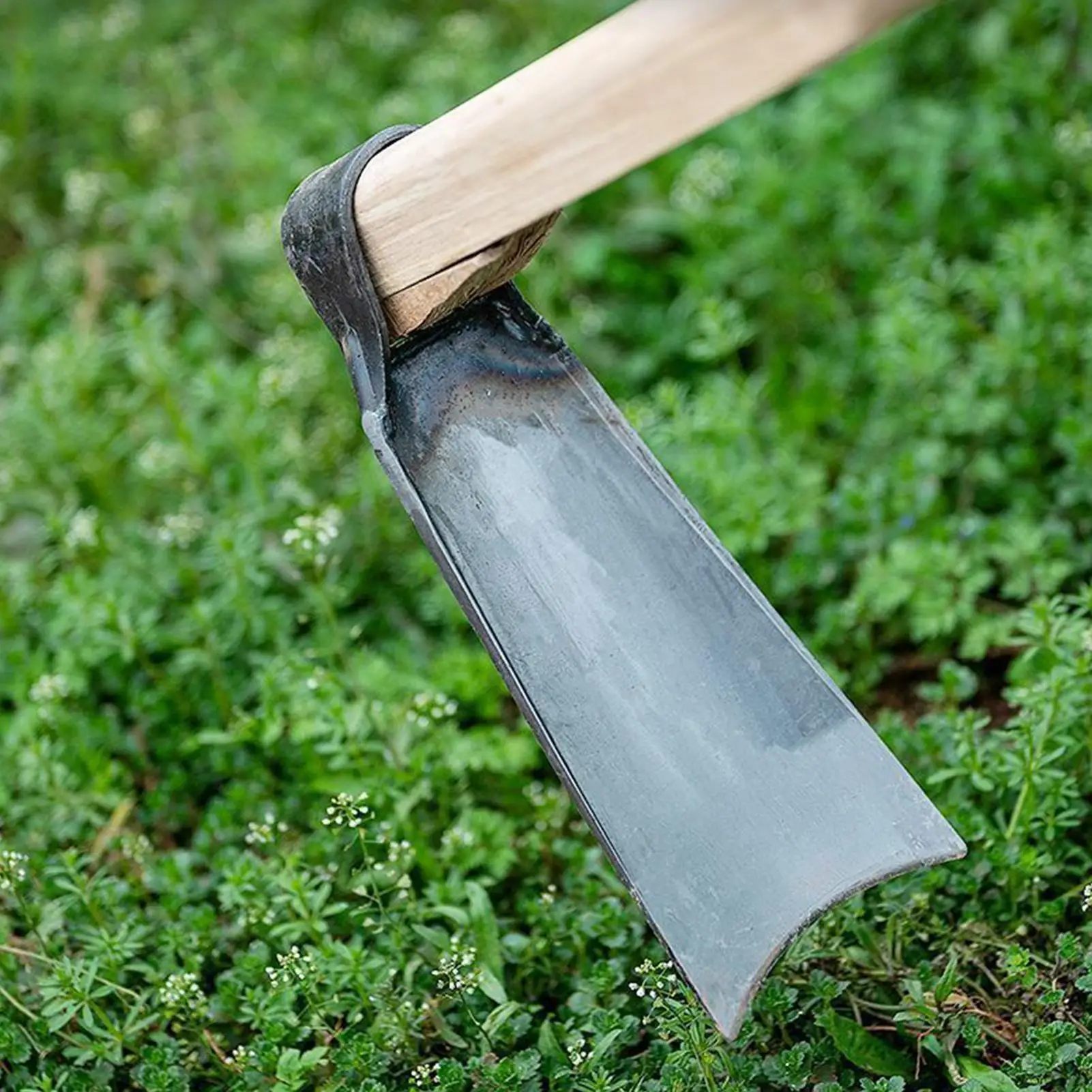 Gardening Hoe Carbon Steel Heavy-Duty Shovel Garden Hoes For Yard Lawn Outdoor Digging Soil Grass Planting Watering Root Removal