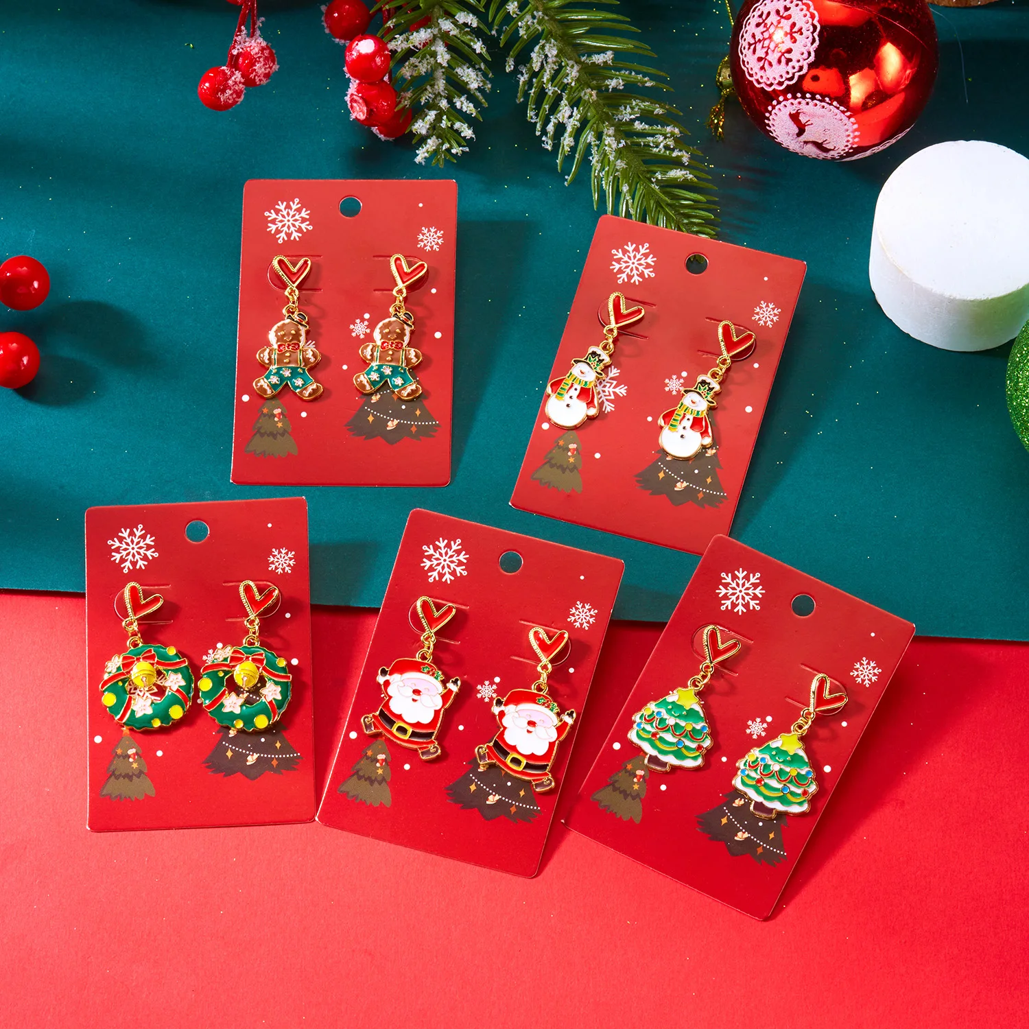 Cute Christmas Heart Gingerbread Man Earrings for Women Funny Santa Claus Wreath Snowman Earrings Friendship Jewelry Gifts