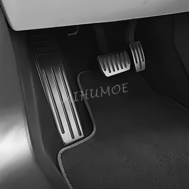 

Накладки на педали (тормоз, газ, упор для ноги) из нескользящей стали для Tesla Model S X 2012-2024 (для леворульных авто)