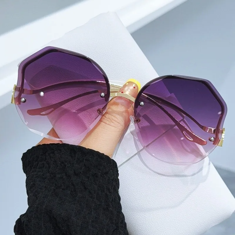 Neue Runde Rahmenlose Sonnenbrille mit Geschliffenen Kanten für Damen, Europäischer und Amerikanischer Trend UV-Beständige Sonnenbrille