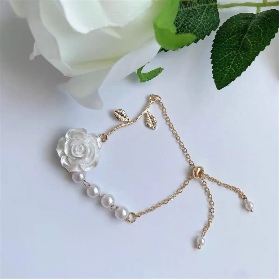 Luxury Imitation Pearl Rose Flower Butterfly Bracelets for Women Girls Summer Wedding Jewelry Fashion Adjustable Flowers Bangles