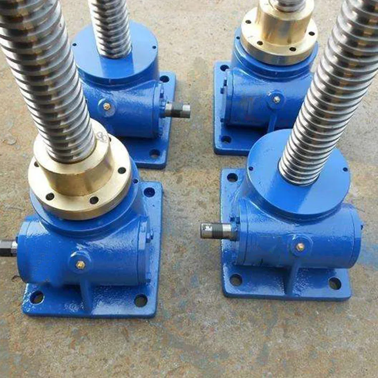 Right Angle Manual Operated Bevel Gear SWL35 Screw Jack Small Speed Reducer Gearbox with Rotating Spindle view 3