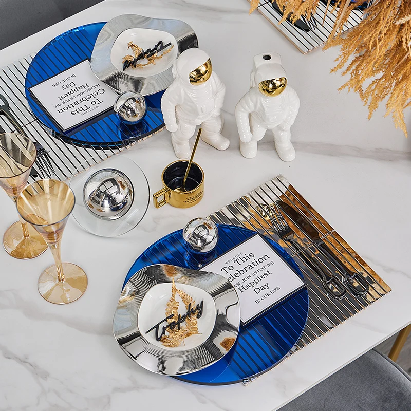 مجموعة طعام فاخرة لوحة طاولة Kinfe شوكة أدوات المائدة طاولة المطبخ أدوات المائدة النفايات على شكل خاص لوحة سيراميك ديكور المنزل