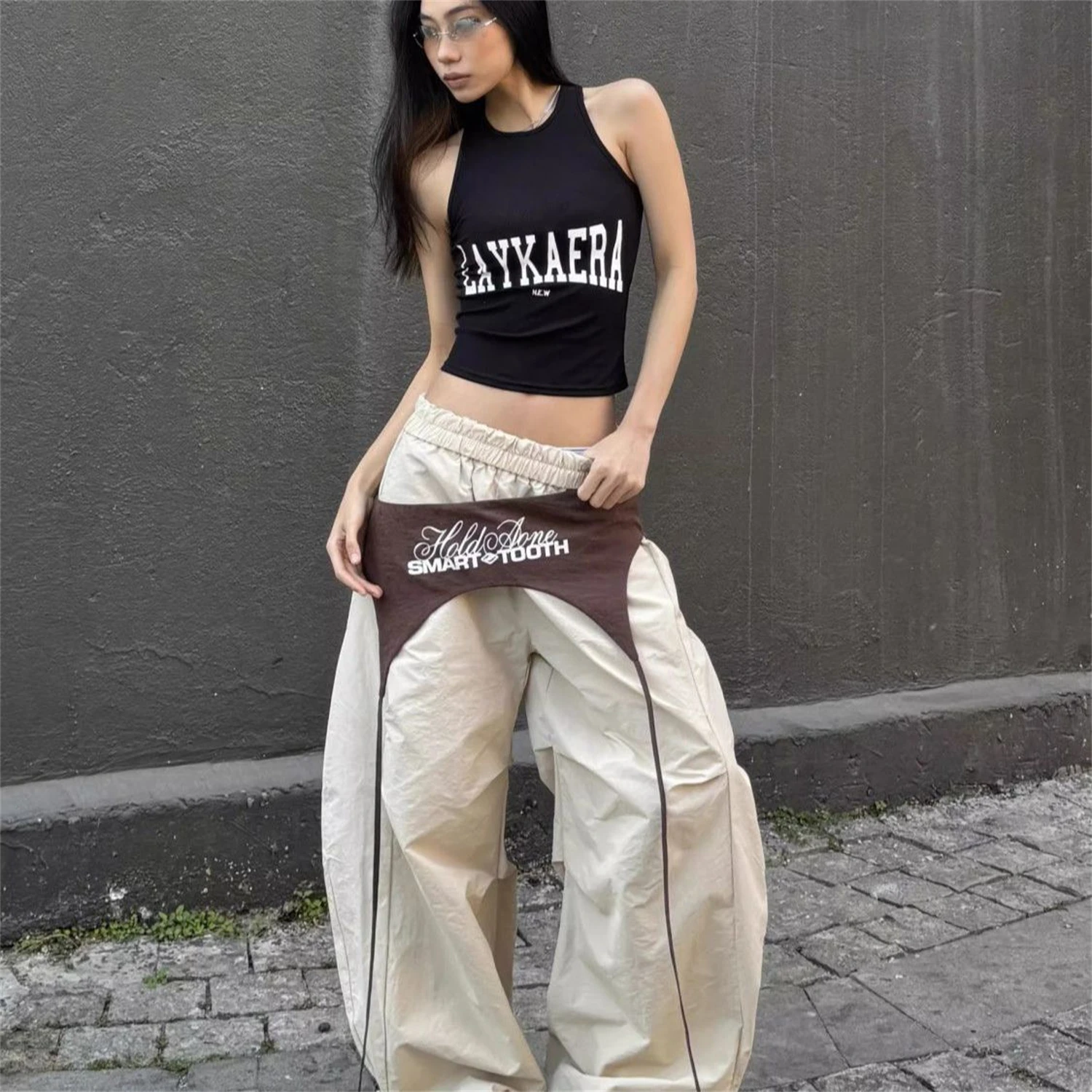 Women's Neutral Tone Wide Leg Pants New Fashion Letter Print Asymmetric Patchwork High Waist Loose Casual Streetwear Trousers