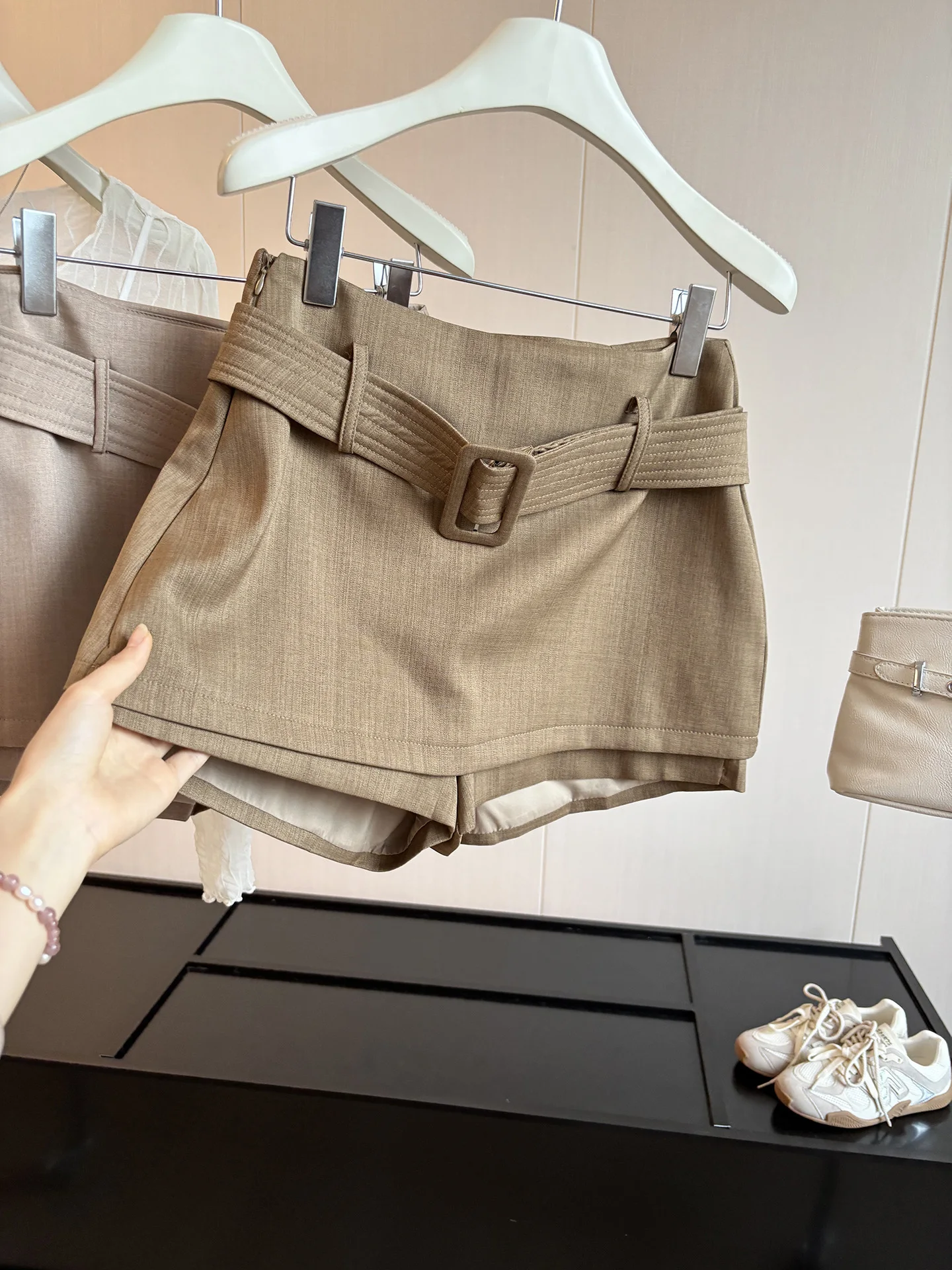 Khaki Workwear A-Line Skirt Pants Women's High Waist Wide Leg Commuter Style Autumn New Arrival Slimming Bodycon Skirt