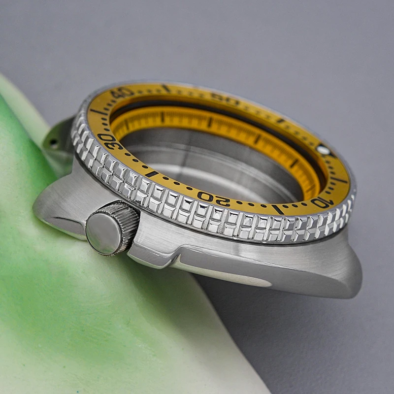 Silver Turtle Case Sealed Back NH35 NH36 4R36 7S26 Movement Compatible 28.5mm Dial NH35 Case Sapphire Crystal Men's Watch Case