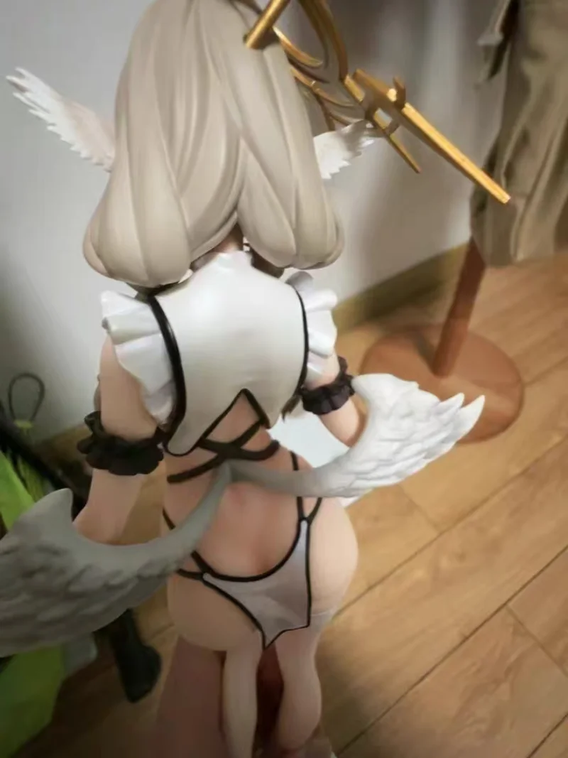 أنيميستر سيسيليا كاتش آي عمل الشكل مثير النحت