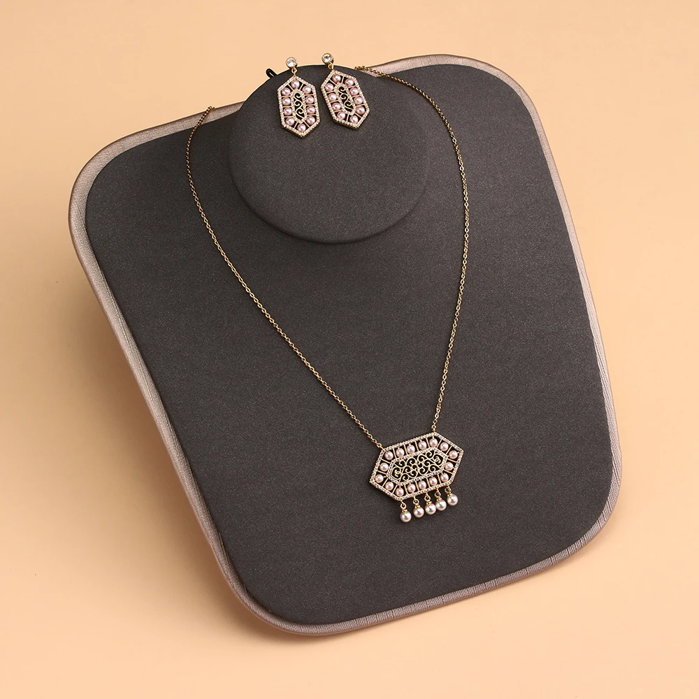2024 Luxury pearl necklace earrings set for women Dubai Arabian style Geometic Design Bride Wedding Accessories Jewelry Set Gift
