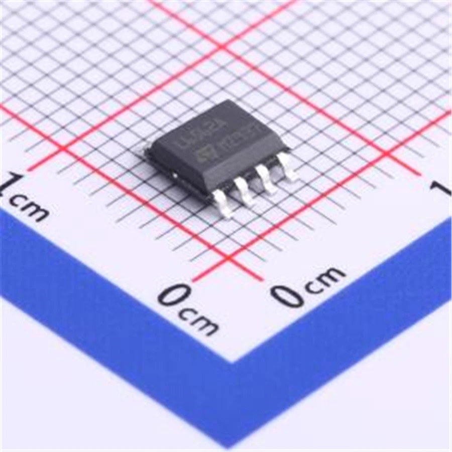 10PCS/LOT L6562ADTR (PMIC)