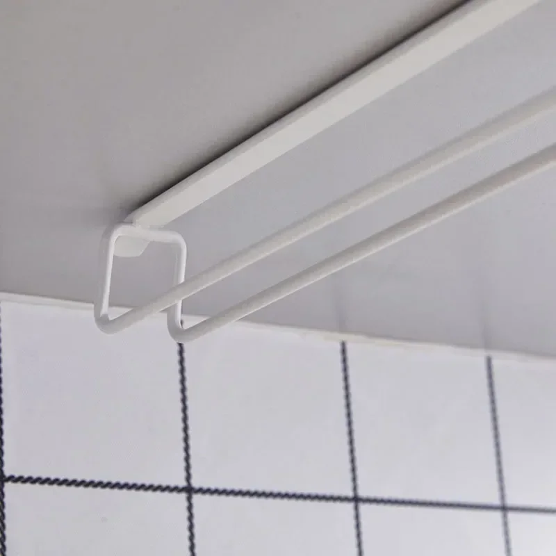 Cross border Tie Yi Gao Jiao Cup Inverted Hanger Creative Triangle Red Wine Cup Inverted Hanger Home Wine Cup Storage Rack