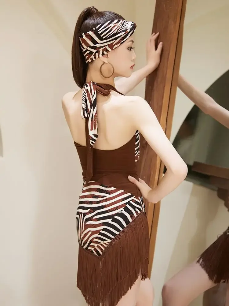 Vestido de baile latino para niñas, falda con borlas, traje de competición profesional, entrenamiento de baile para niños, traje de escenario de alta gama, disfraz de Tango