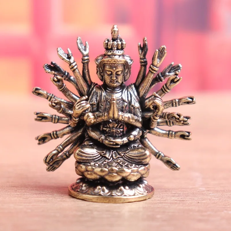Brass Thousand-Hand Guanyin Figurine Mini Buddha Statue Copper Desktop Ornament Tea Pet Home Office Decor Collectible Craft Gift