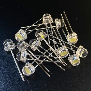 F5 LED-LED-LED-Hut, Kristalllampenperlen, Superheller großer Kernchip, Lichtdioden, DIY, Weiß, 6-7lm, 5 mm, 50 PCS-Lichter 12 Hauptverkauf Luminaria natürlicher Stroh - №8