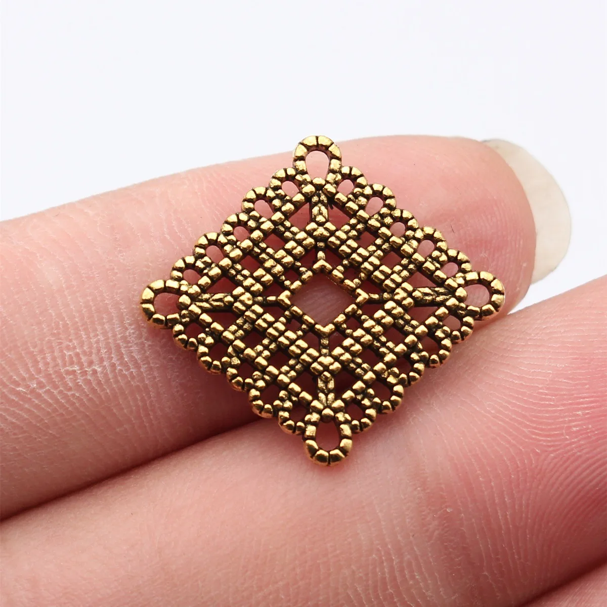 DIY Jewelry Accessories Supplies Zinc Alloy Hollowed-Out Rhombus Connector For Handmade Craft