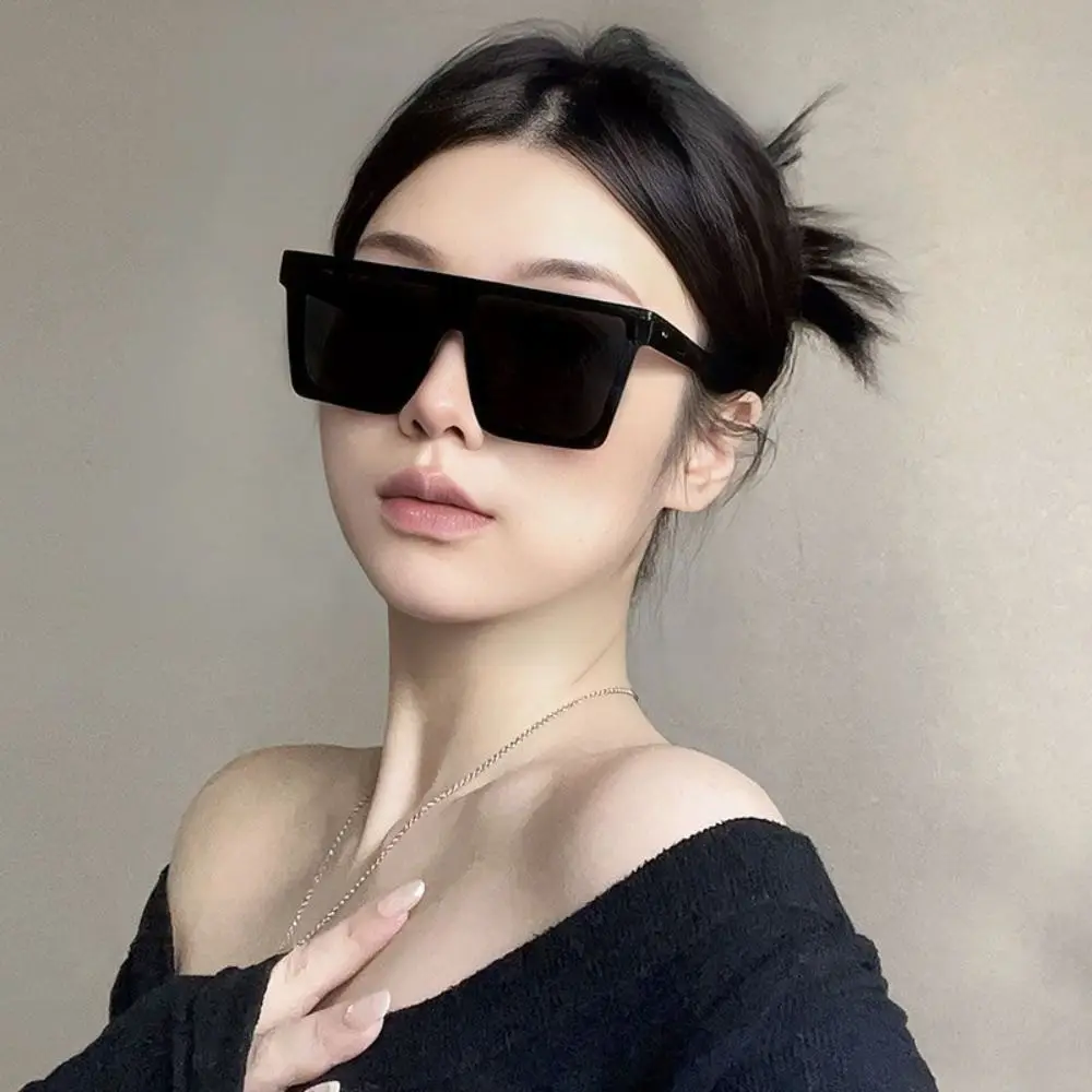 Fashion Cool Oversized Sunglasses One Piece UV400 Protection Big Frame Shades Flat Top Sun Glasses for Women & Men