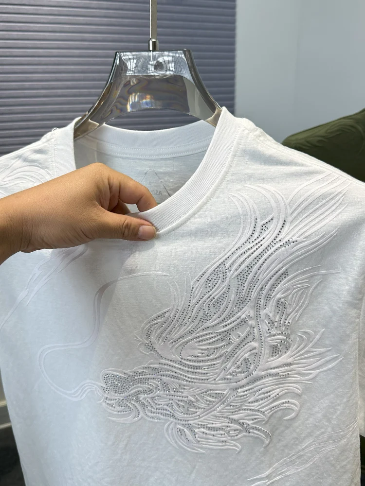 Quality Chinese Design Men's T-Shirt Fashion Dragon Shape Hot Diamond Short Sleeve Cotton Linen Breathable Summer Men's Wear Top